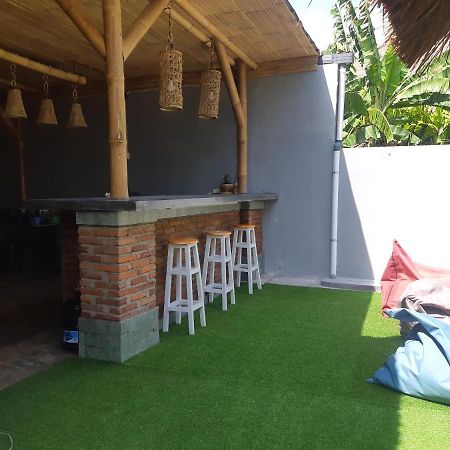 Dhm Surf Villa Kuta (Lombok) Exterior photo