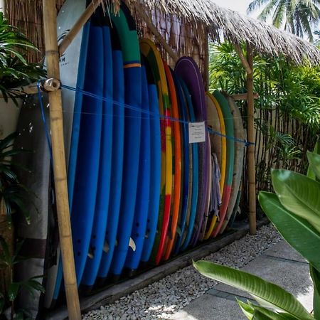 Dhm Surf Villa Kuta (Lombok) Exterior photo