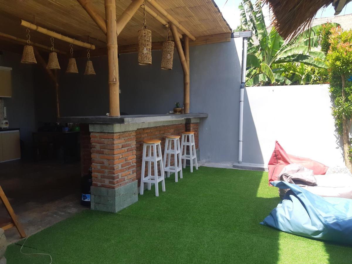 Dhm Surf Villa Kuta (Lombok) Exterior photo