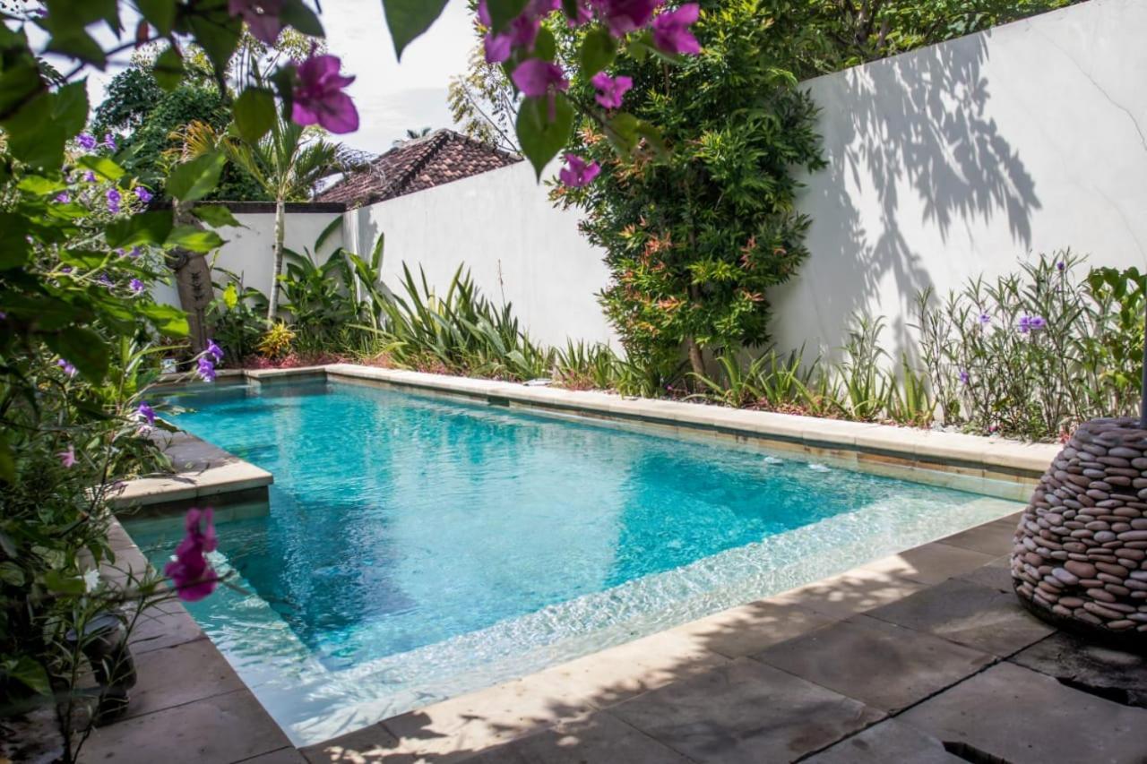 Dhm Surf Villa Kuta (Lombok) Exterior photo